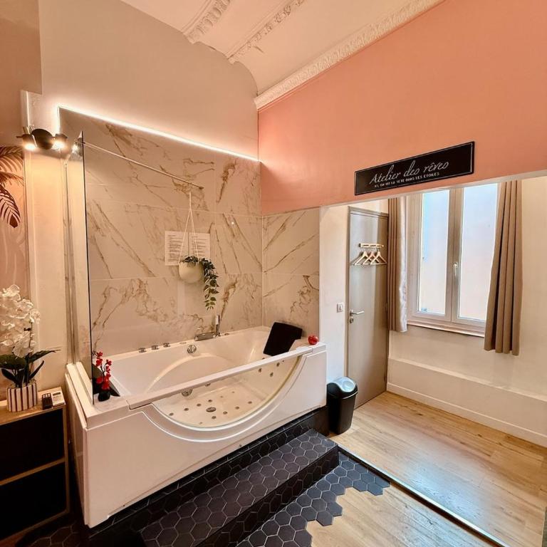 Hotel Le Céleste - Appartement avec Vue - 13