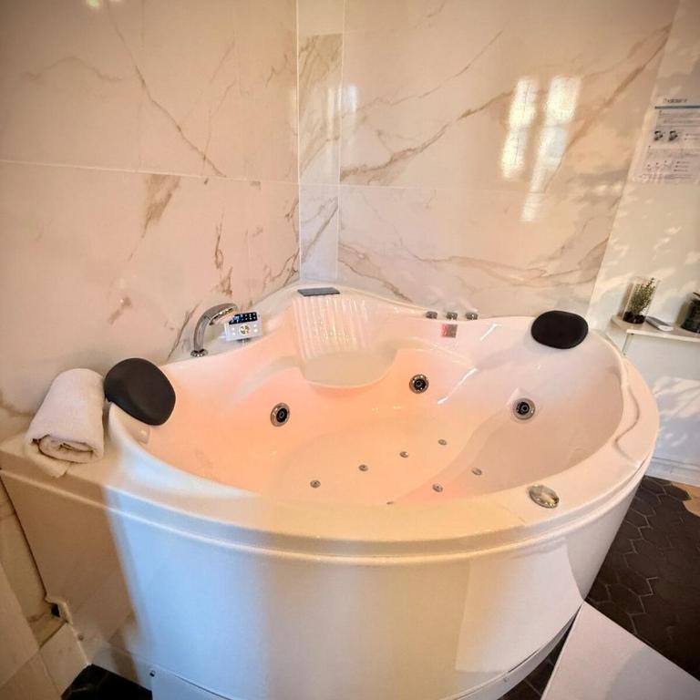 Hotel Le Céleste - Estudio - 5