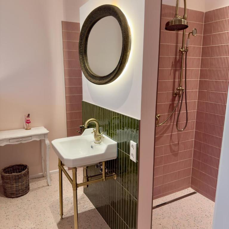 Villa Wickenburg - Superior Apartment with Balcony - 1