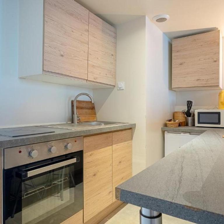 Studio Perfect for a stay in Rennes - Appartamento con 1 Camera da Letto - 4