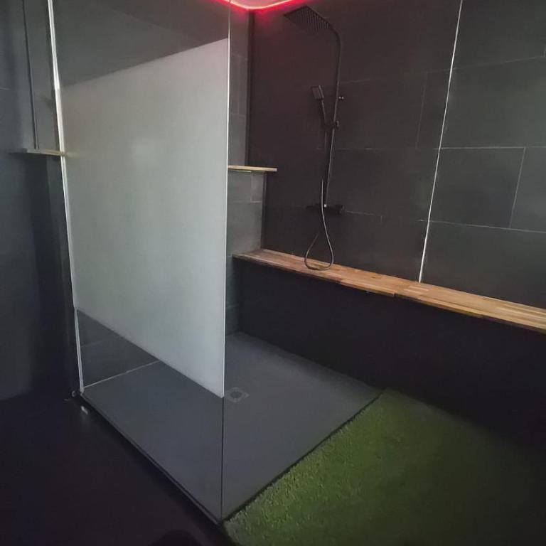 L'Envers SPA - Suite Romantique Metz Centre - Apartment mit 1 Schlafzimmer - 26