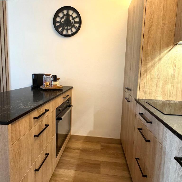 Appartement Mont Blanc Rénové 2026 Parking et Terrasse - Apartamento de 1 dormitorio - 8
