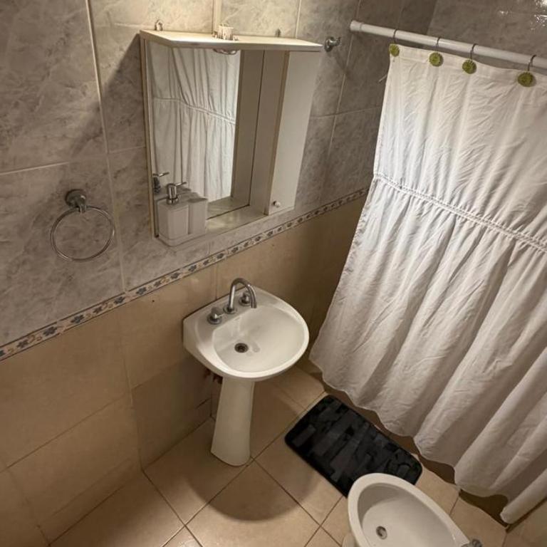 Depto moderno con cochera y excelente ubicación - Apartamento de 1 dormitorio - 3