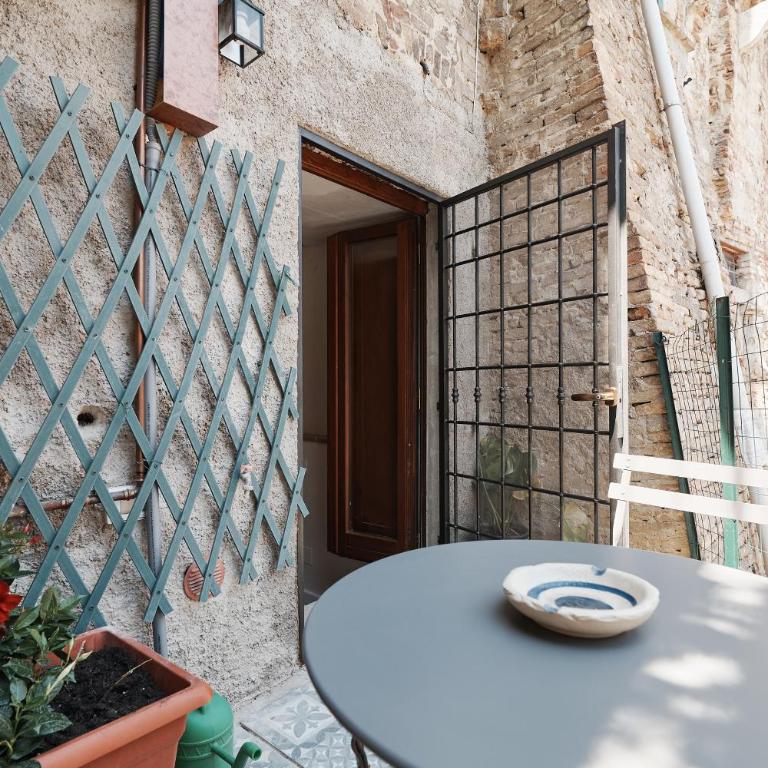 Romantico Rifugio - Centro Storico Perugia - Appartamento con 1 Camera da Letto - 32