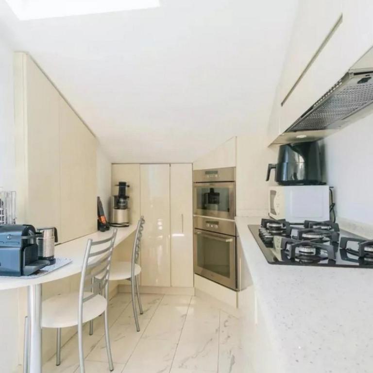 Exclusive Lake Como Penthouse with Pool & Stunning Views - Appartamento - 19