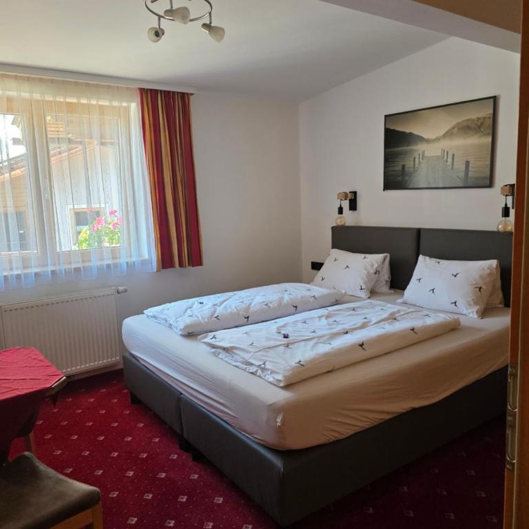 Pension Embacher GmbH & Co KG - Apartment mit 1 Schlafzimmer und Aussicht - 5