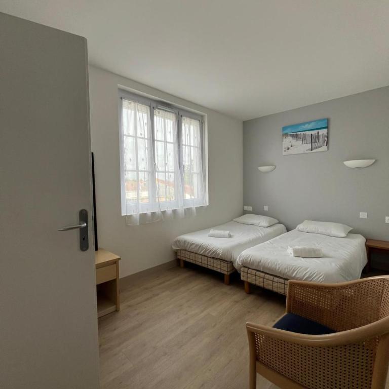 Hotel De La Mer - Chambre Familiale (4 Personnes) - 2