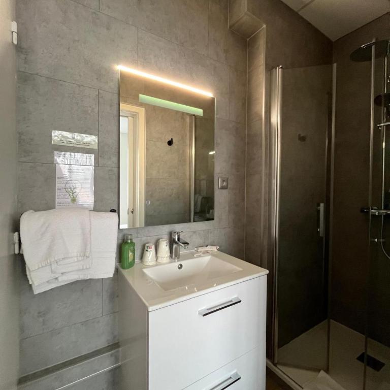 Hotel De La Mer - Chambre Familiale (4 Personnes) - 4