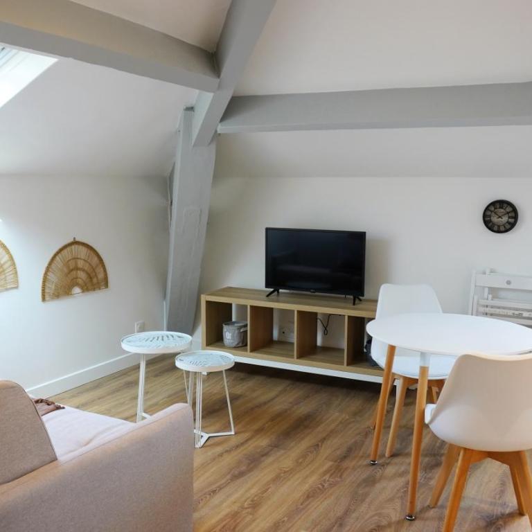 Proche gare, 5 min Plage du Midi, T2 avec 1 chambre - Palmazur Vacances - Appartement 1 Chambre - 2