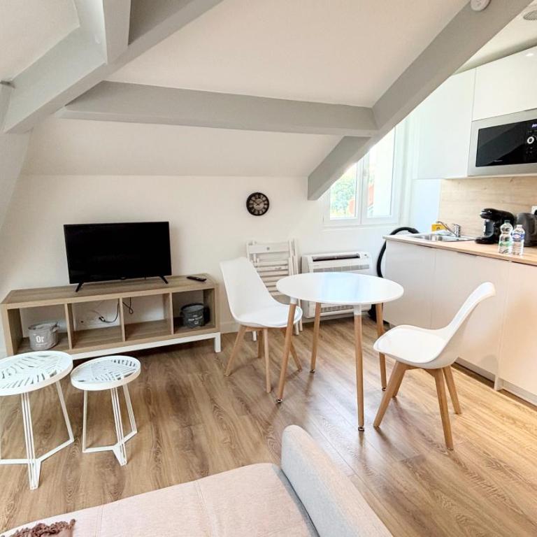 Proche gare, 5 min Plage du Midi, T2 avec 1 chambre - Palmazur Vacances - Appartement 1 Chambre - 16