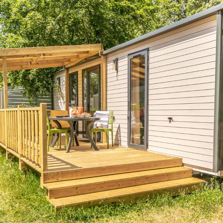 Camping Domaine de la Ville Huchet - Premium Mobile Home Manureva 2 bedrooms - 1