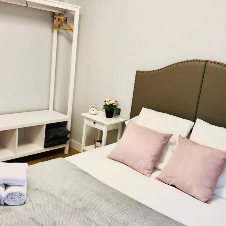 Next Old Town Comfort Bilbao - Two-Bedroom Apartment - 9