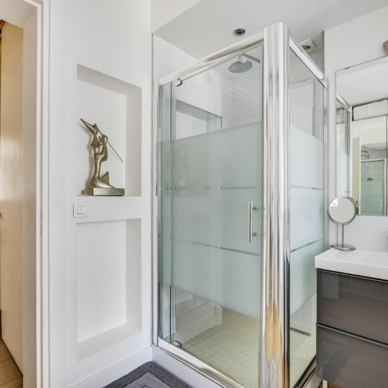 Bright Spacious 4P Eiffel Tower Auteuil - Appartement 2 Chambres - 25