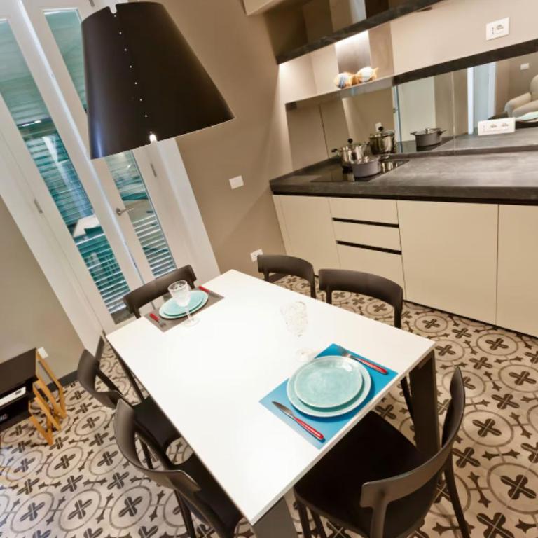 Private terrace & Jacuzzi - PRIORITY RESERVATION IN OUR HOST PROFILE - Appartamento Attico - 8