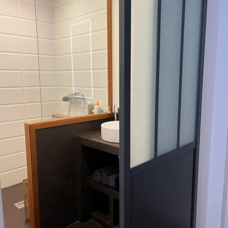 Maison bohème en centre-ville, studio, parking - Apartment mit 3 Schlafzimmern - 34