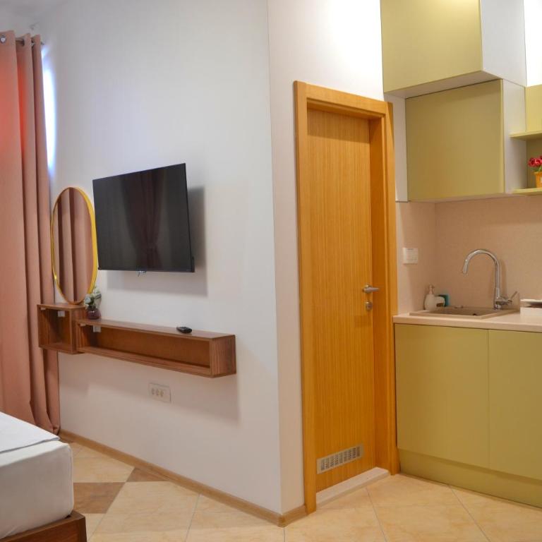 Apartments and rooms SMILE - Standard Studio - 4