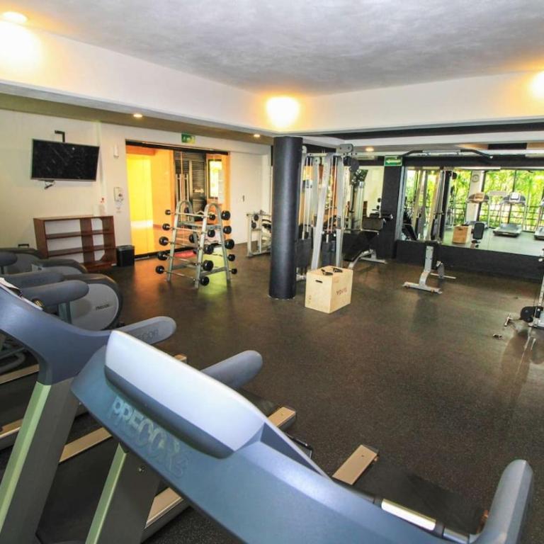 Lunada Bright Stay with Rooftop Amenities - Apartment - 16