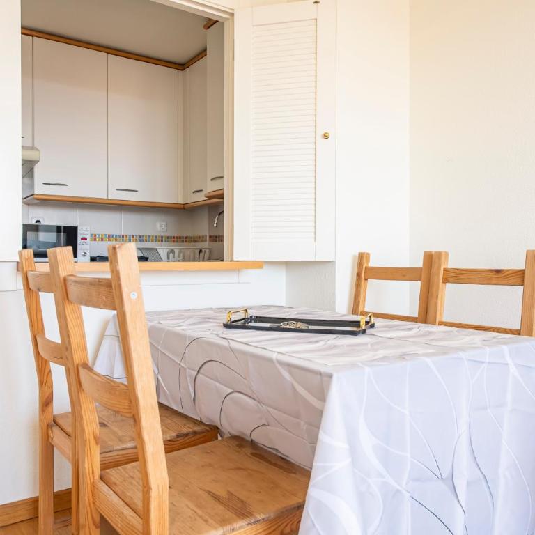 Piso Exclusivo con Piscina y Atención 24 horas cerca del Aeropuerto e IFEMA - Apartamento de 1 dormitorio - 14