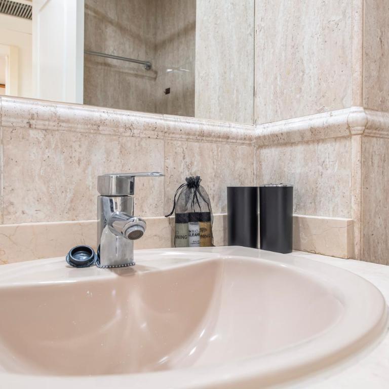 Piso Exclusivo con Piscina y Atención 24 horas cerca del Aeropuerto e IFEMA - Apartamento de 1 dormitorio - 22