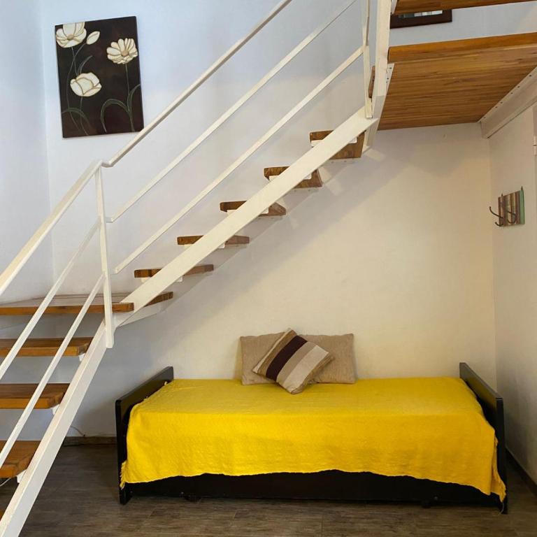 depto a 3 cuadras de peatonal, terraza con asador y cochera - Apartamento de 2 dormitorios - 9