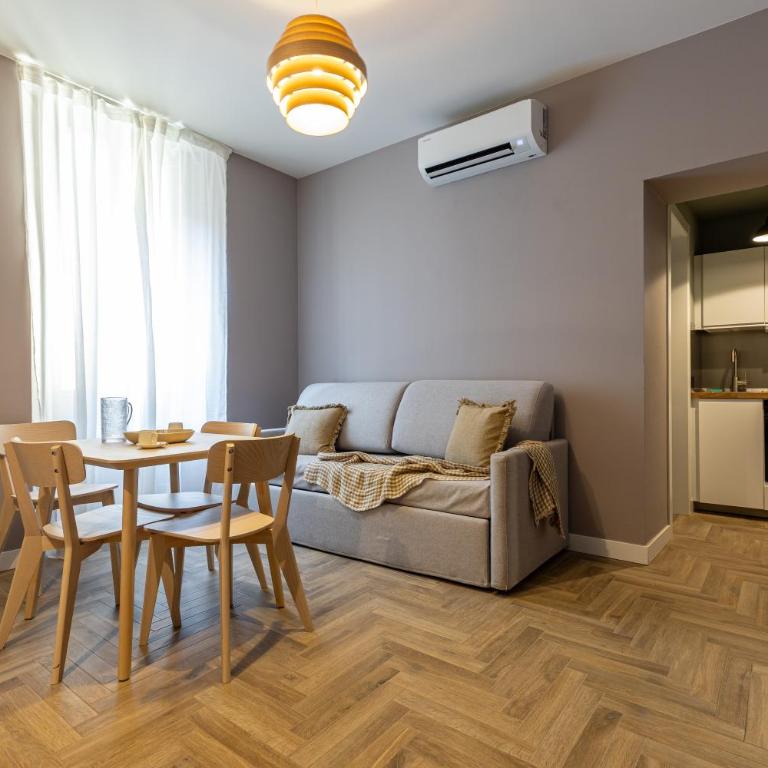 BePlace Apartments in Porta Venezia - Deluxe One-Bedroom Apartment-Via Panfilo Castaldi 19 - 1