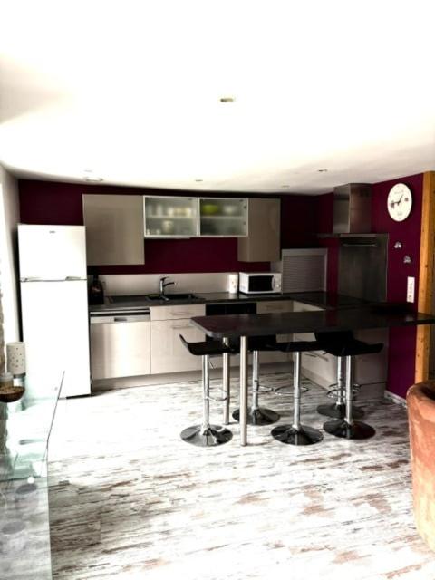 45m2 - CENTRE HISTORIQUE - CALME - LINGE FOURNI - Appartement 1 Chambre - 6
