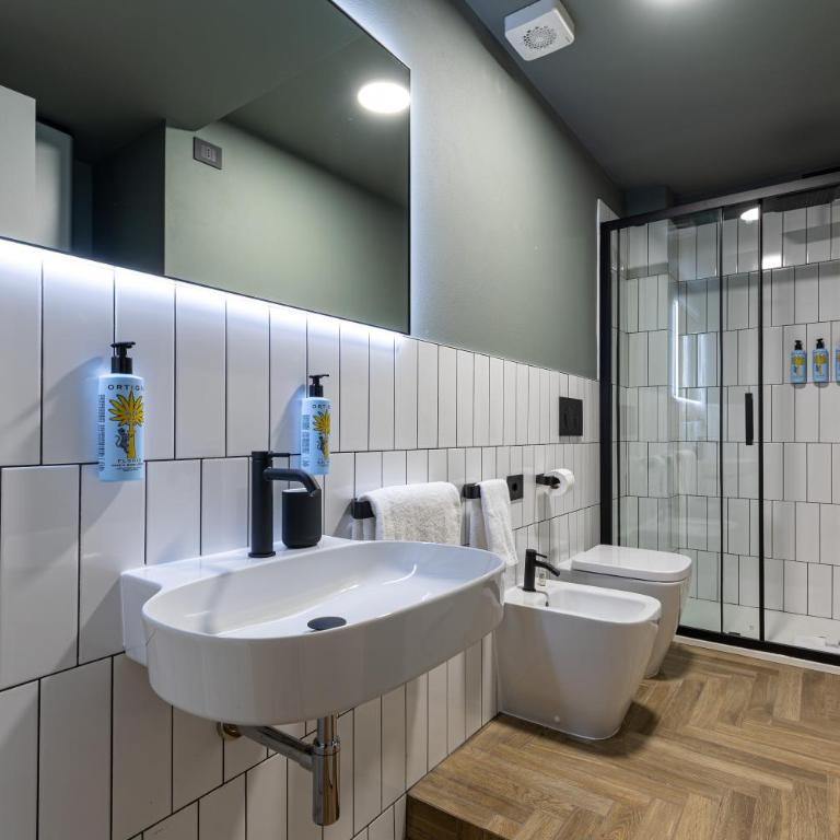 BePlace Apartments in Porta Venezia - One-Bedroom Premium Apartment-Via Panfilo Castaldi 19 - 6