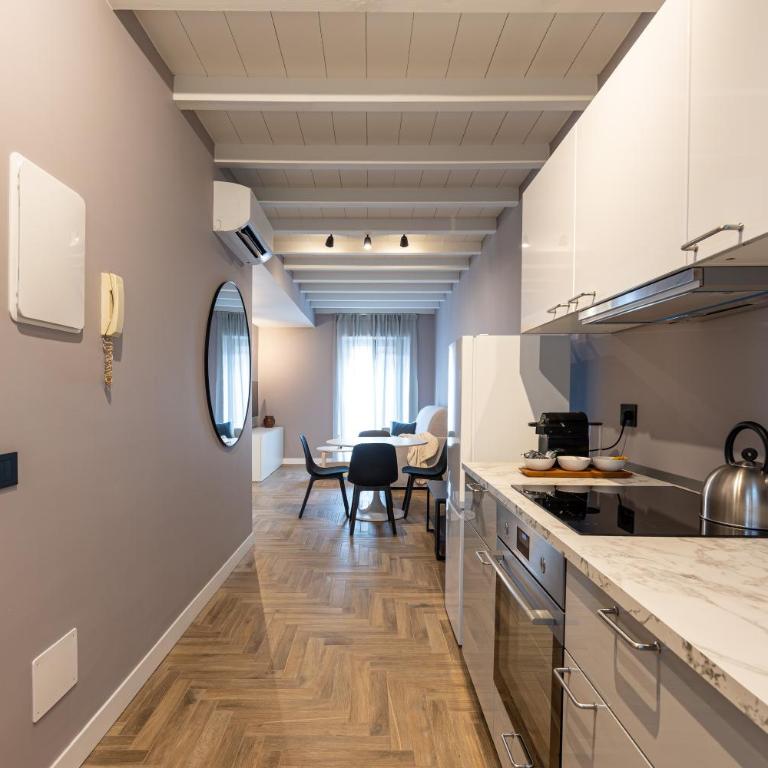 BePlace Apartments in Porta Venezia - One-Bedroom Premium Apartment-Via Panfilo Castaldi 19 - 12