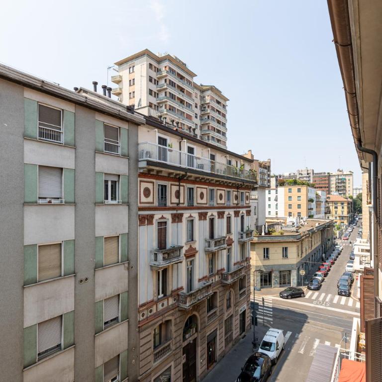 BePlace Apartments in Porta Venezia - One-Bedroom Premium Apartment-Via Panfilo Castaldi 19 - 14