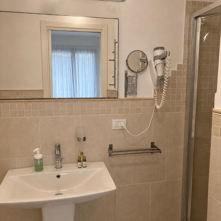 Residence Borgo Punta Villa - Ampio Appartamento con 2 Camere da Letto e Vista Mare - 21