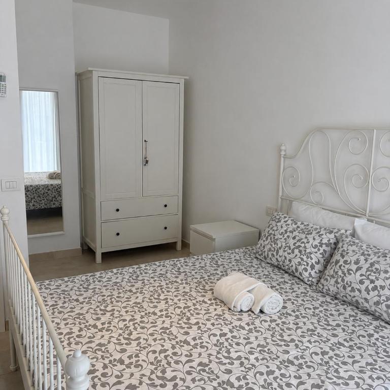 Residence Borgo Punta Villa - Ampio Appartamento con 2 Camere da Letto e Vista Mare - 12