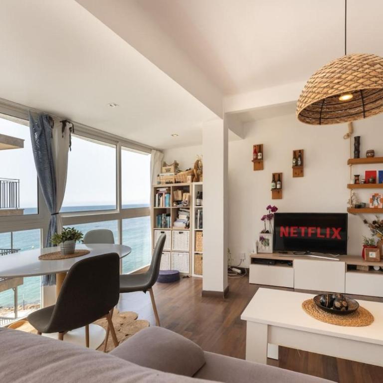Seaview 2BR Cozy Apartment - Apartamento Deluxe de 2 dormitorios con vistas al mar - 16