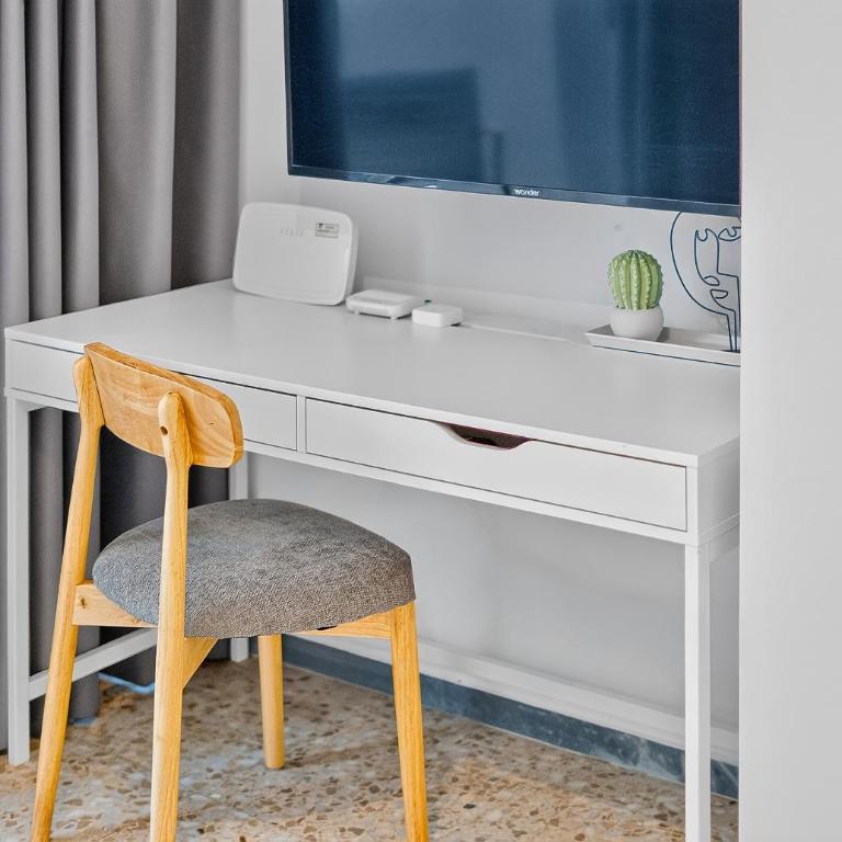 AzureBalcony NewlyRenovated 1stFloor LosCristianos - Apartamento con balcón - 19