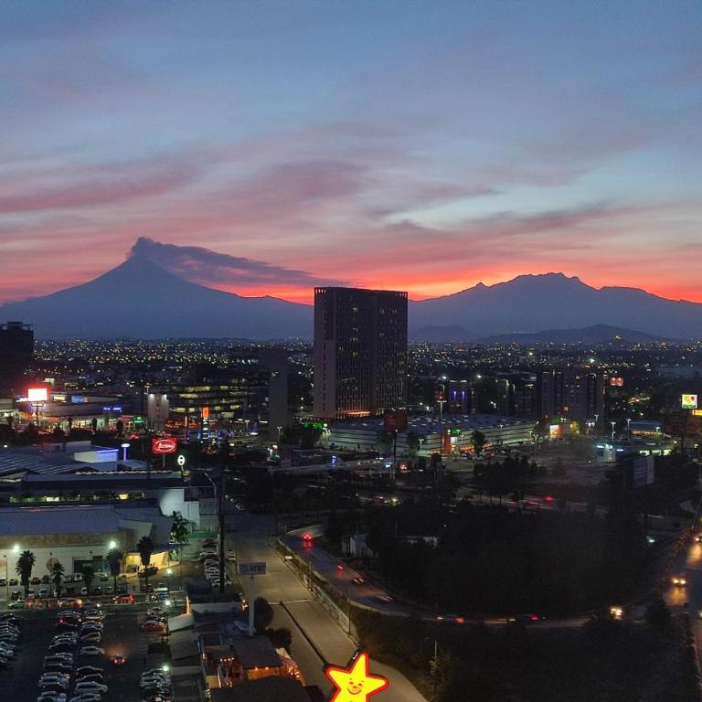 La Quinta by Wyndham Puebla Palmas Angelopolis - Suite Presidencial con vistas - No fumadores - 4