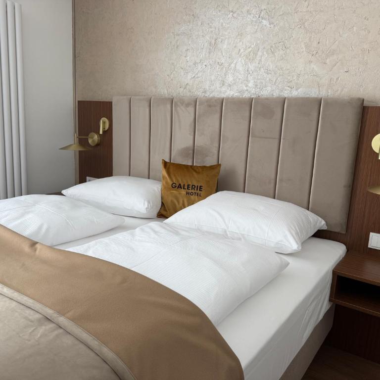 Galerie Hotel - Deluxe Doppelzimmer mit Balkon - 2