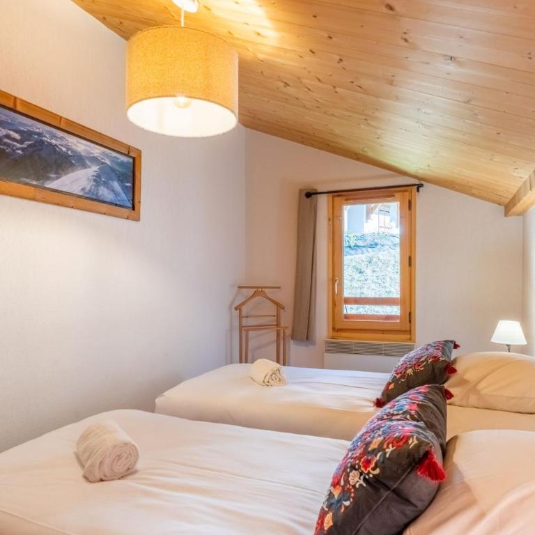 Appartement Le B - Four-Bedroom Apartment - 32