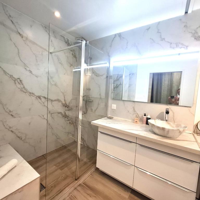 Golfe Juan Cozy Apartment Beaches - Apartment mit 2 Schlafzimmern - 8