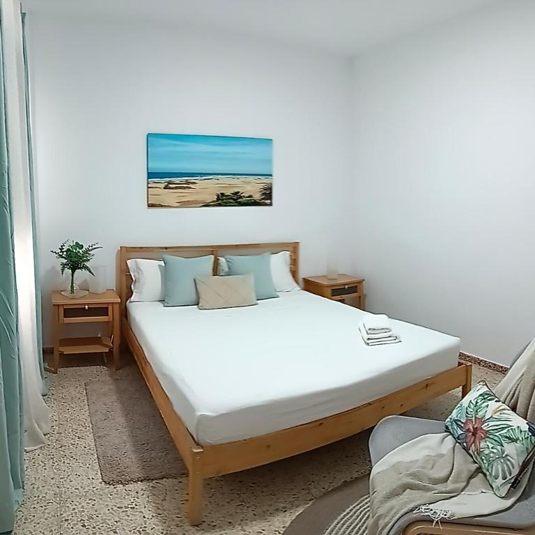 LUMINOSO, AMPLIO Y FRESCO PISO EN SANTACRUZ DE TENERIFE - Apartamento - 4