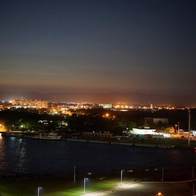 Cruise view Condo Best Location - Apartamento de 2 dormitorios con vistas parciales al océano - 46
