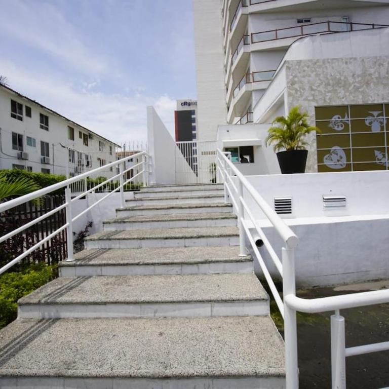 Cruise view Condo Best Location - Apartamento de 2 dormitorios con vistas parciales al océano - 52