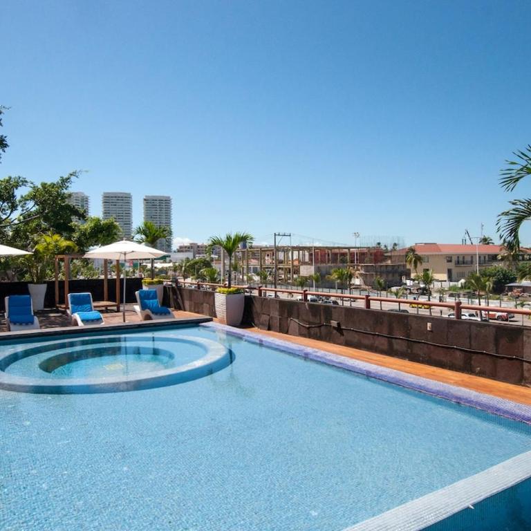 Cruise view Condo Best Location - Apartamento de 2 dormitorios con vistas parciales al océano - 59