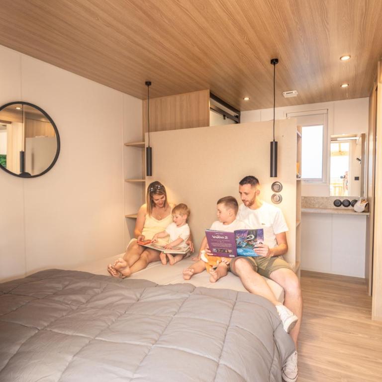 Camping Domaine de la Ville Huchet - Premium Taos Mobile home 3 bedrooms - 4