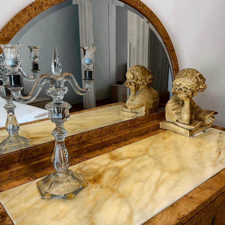 Duomo Amazing Downtown Como Centre - Two-Bedroom Apartment with Balcony - 41