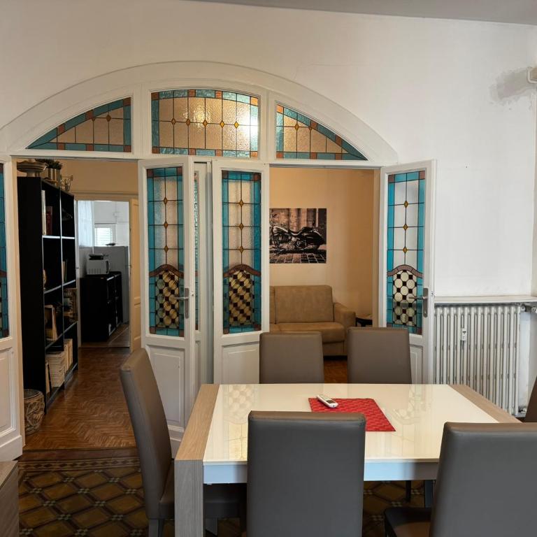 Duomo Amazing Downtown Como Centre - Two-Bedroom Apartment with Balcony - 42