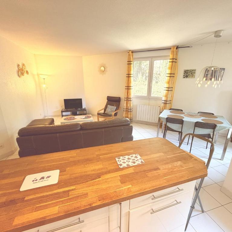Soleil de Montpellier, Clim, Piscine et Pkg Privé - Appartement 2 Chambres - 15