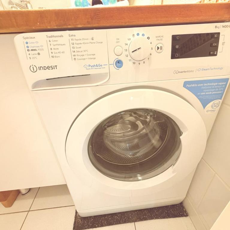 Soleil de Montpellier, Clim, Piscine et Pkg Privé - Appartement 2 Chambres - 34