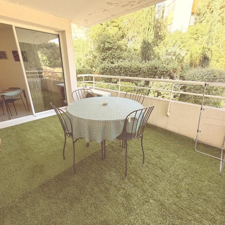 Soleil de Montpellier, Clim, Piscine et Pkg Privé - Appartement 2 Chambres - 47