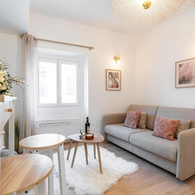 MY CASA - PREFECTURE 26 - Old Town Cute Studio with AC - Appartement - 8