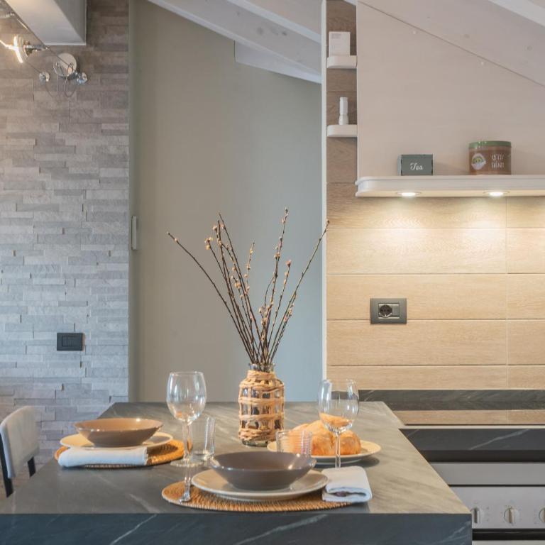Bellagio Prestige Loft by Rent All Como - Apartment - 11