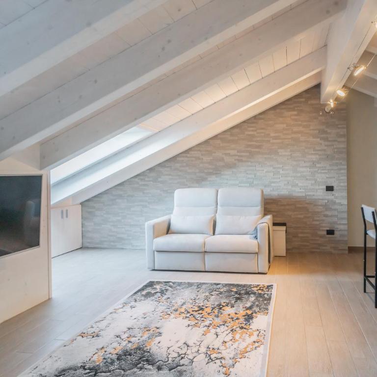 Bellagio Prestige Loft by Rent All Como - Apartment - 8